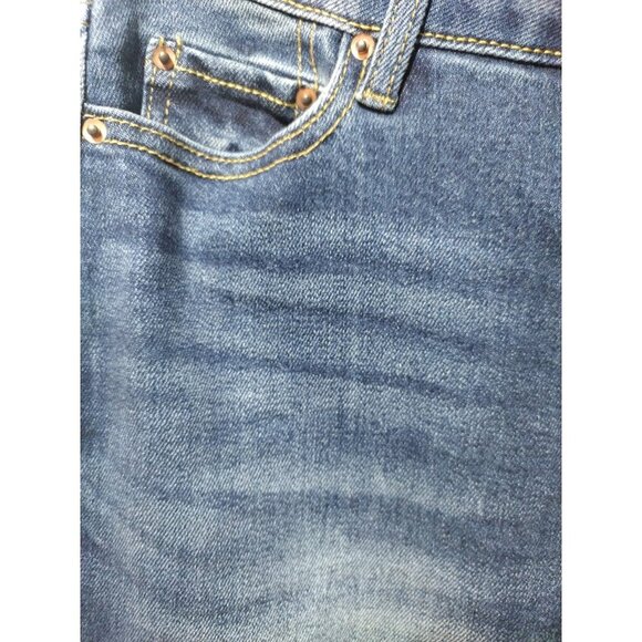 Time & Tru Women's Regular Fit Jeans, Size 6, Dark Wash. NWT - Picture 4 of 6